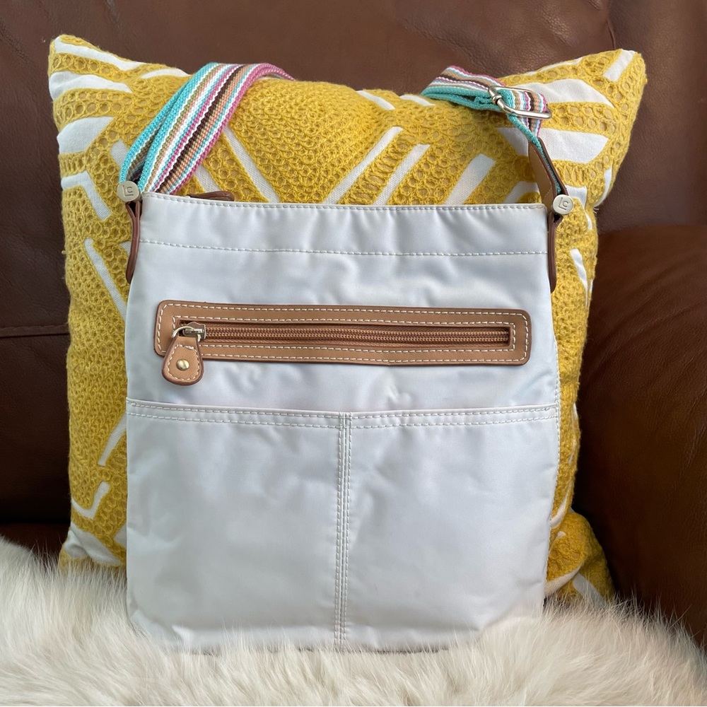 Liz Claiborne Nylon Crossbody or Shoulder Purse - Picture 3 of 12